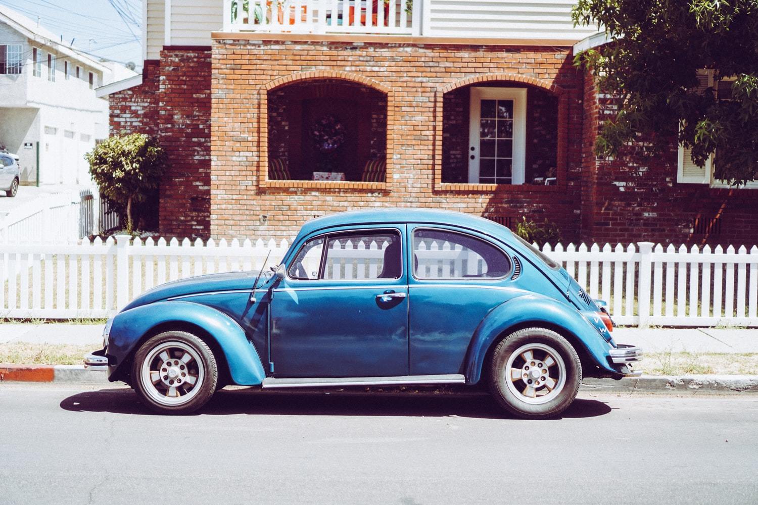 volkswagen beetle blue